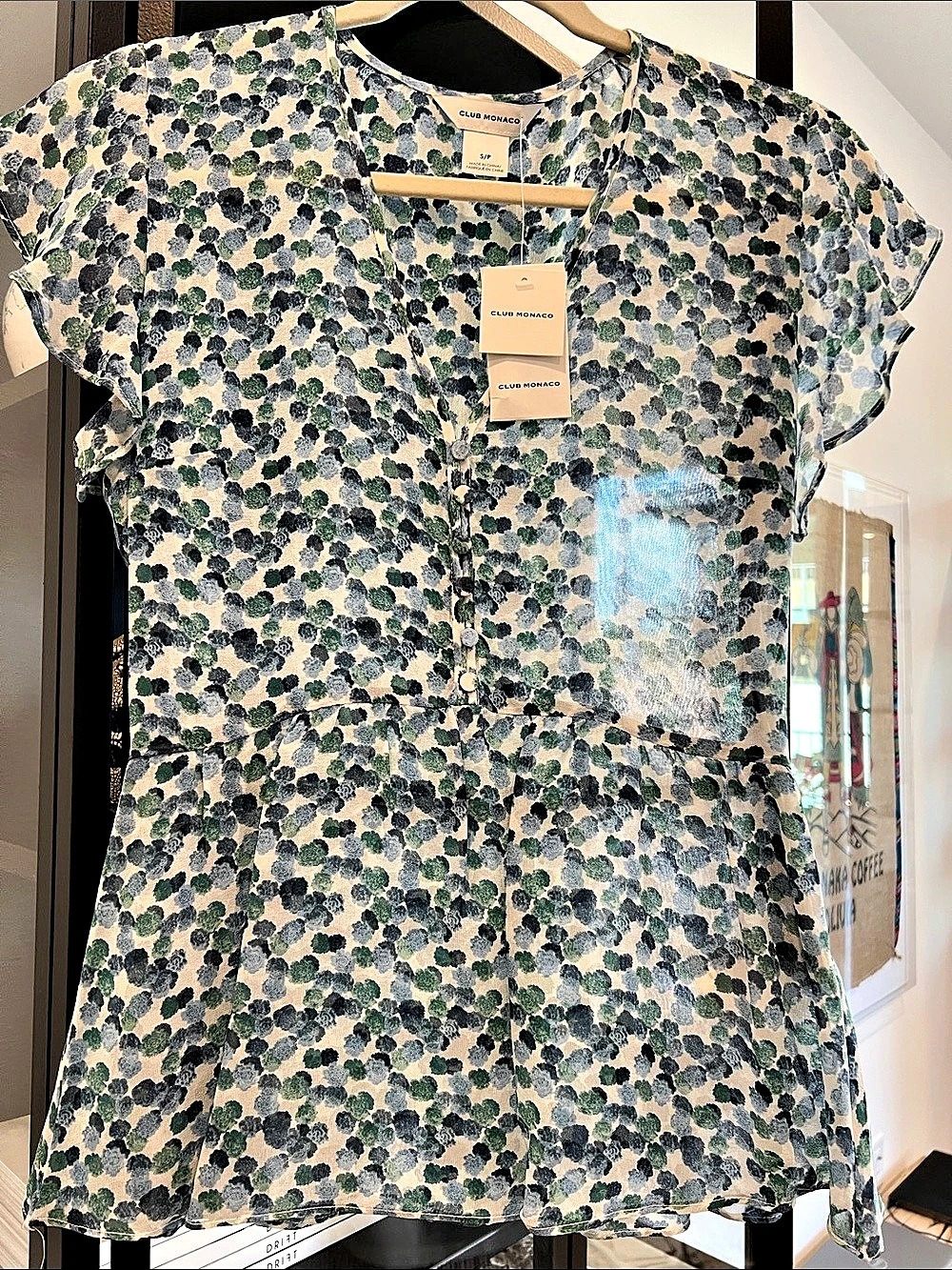 Club Monaco Perdeta Top Abstract Short Sleeve Blouse Green & White Small